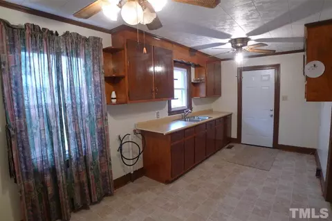 921 Chalk Level Rd, Durham, NC 27704 photo 12