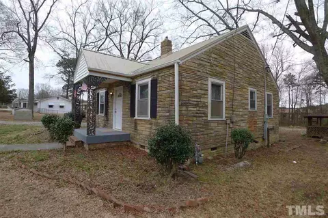 921 Chalk Level Rd, Durham, NC 27704 photo 2