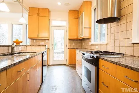 7 Blue Bottle Ln, Durham, NC 27705 photo 6