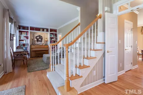 203 Wittenham Dr, Cary, NC 27519 photo 4