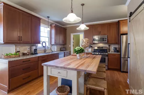 203 Wittenham Dr, Cary, NC 27519 photo 7