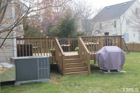 11 Ballard Ct, Durham, NC 27712 photo 11