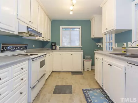 719 W Cornwallis Rd, Durham, NC 27707 photo 9