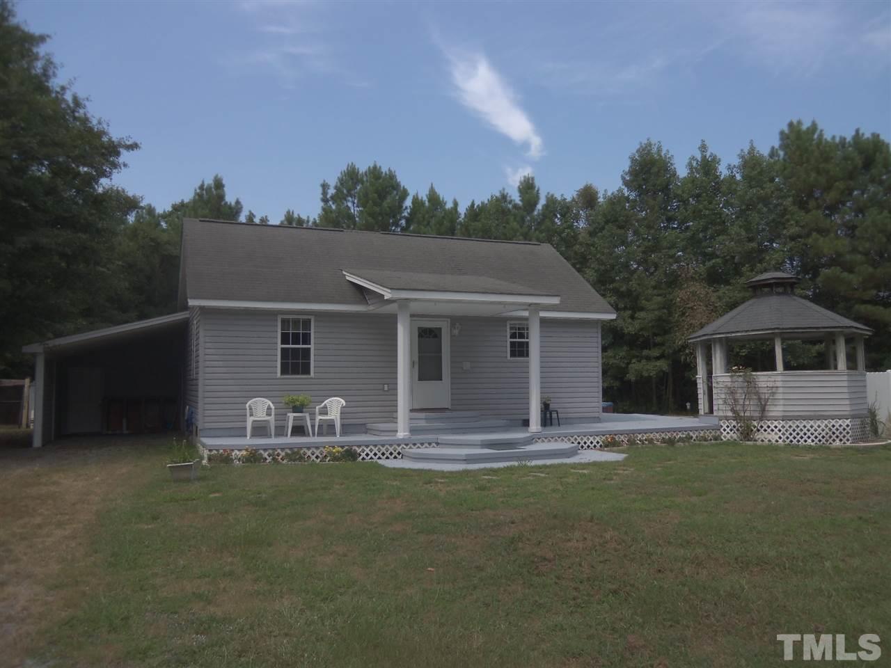 624 Britt Rd, Mount Olive, NC 28365 photo 1