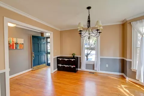 13 Greystone Ct, Durham, NC 27713 photo 4