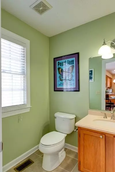 13 Greystone Ct, Durham, NC 27713 photo 8