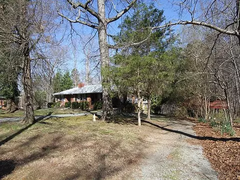 607 Goodwin Rd, Durham, NC 27712 photo 2