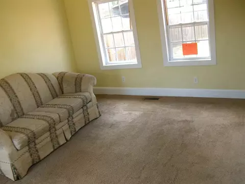 423 Edward St, Durham, NC 27707 photo 6