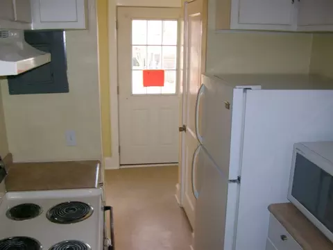 423 Edward St, Durham, NC 27707 photo 8