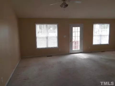 108 Thompson Dr, Selma, NC 27576 photo 5
