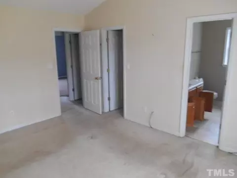 108 Thompson Dr, Selma, NC 27576 photo 7