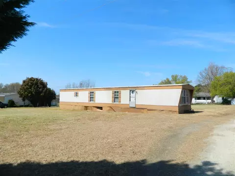 122 Loop Rd, Clayton, NC 27527 photo 3