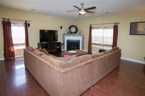 5011 Miller Dr, Durham, NC 27704 photo 8
