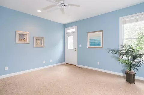807 E Oak Dr, Durham, NC 27705 photo 12