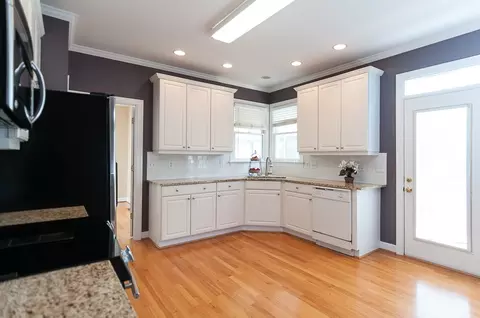 807 E Oak Dr, Durham, NC 27705 photo 8