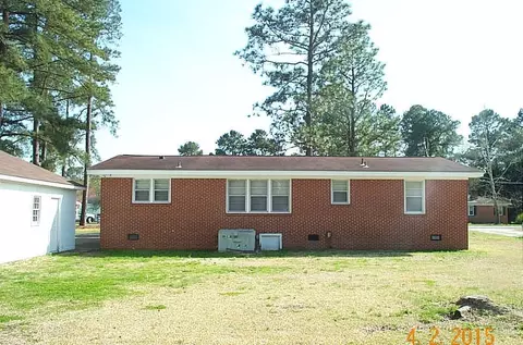 202 Stancil St, Smithfield, NC 27577 photo 4