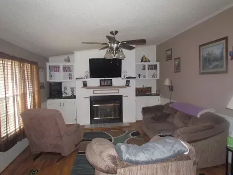 160 Walkers Path Rd, Roxboro, NC 27574 photo 8