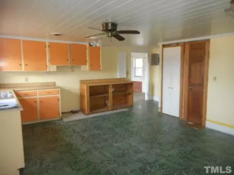 1094 Packing Plant Rd, Smithfield, NC 27577 photo 5