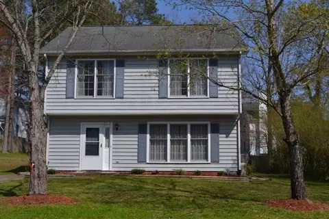 5712 Hadrian Dr, Durham, NC 27703 photo 2