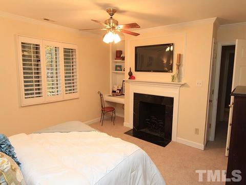 4 Innisfree Dr, Durham, NC 27707 photo 6