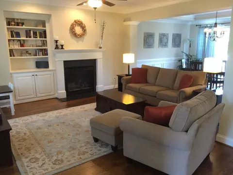 2 Hidden Ridge Ct, Durham, NC 27707 photo 3