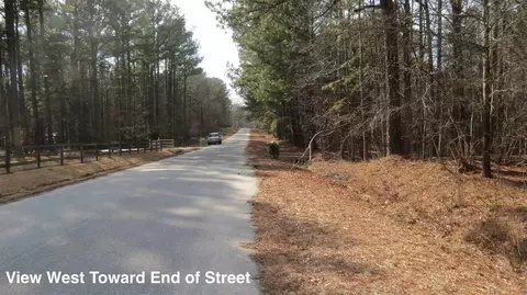 1936 Hilltop Rd, Raleigh, NC 27610 photo 3