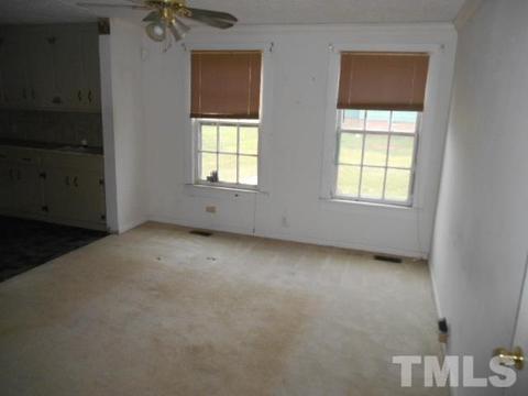 303 N 13th St, Erwin, NC 28339 photo 9