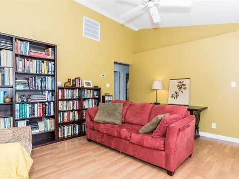 23 Yorkfield Ct, Durham, NC 27713 photo 4