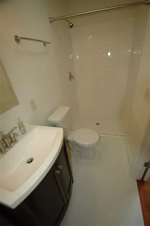 219 W Trinity Ave, Durham, NC 27701 photo 14