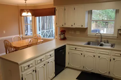 4 Fall Cir, Durham, NC 27713 photo 9