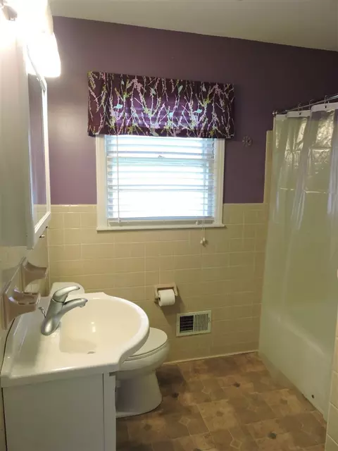 162 Anderbrock Dr, Roxboro, NC 27573 photo 8