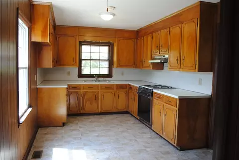 754 Abbott Rd, Henderson, NC 27537 photo 8