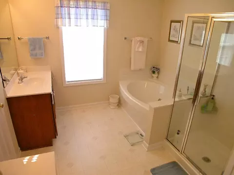 1901 Carnation Dr, Durham, NC 27703 photo 14