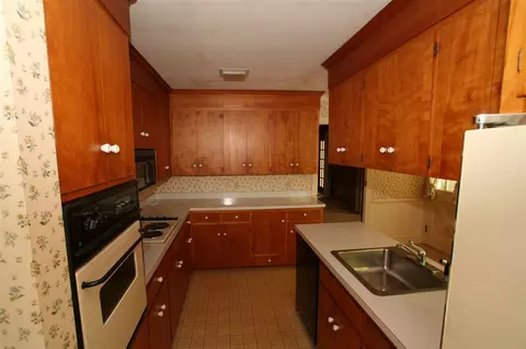 4806 Morehead Dr, Raleigh, NC 27612 photo 8