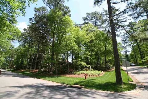 4806 Morehead Dr, Raleigh, NC 27612 photo 2