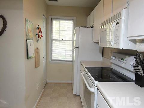 2 Prestwick Pl, Durham, NC 27705 photo 10