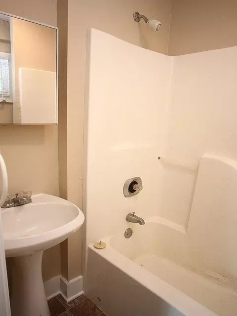 3001 University Dr, Durham, NC 27707 photo 10