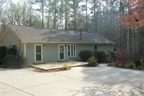 6030 Big Oak Dr, Durham, NC 27705 photo 17