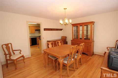 702 SW Maynard Rd, Cary, NC 27511 photo 3