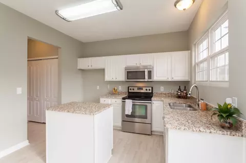 2929 Ranburne Dr, Raleigh, NC 27610 photo 6