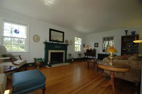 213 E Markham Ave, Durham, NC 27701 photo 4