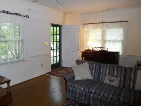 104 Hampton Ct, Rocky Mount, NC 27803 photo 4