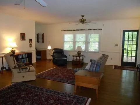 104 Hampton Ct, Rocky Mount, NC 27803 photo 3