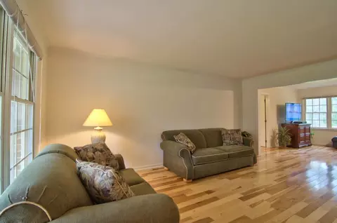 5402 Falkirk Dr, Durham, NC 27712 photo 5