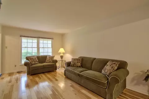5402 Falkirk Dr, Durham, NC 27712 photo 4