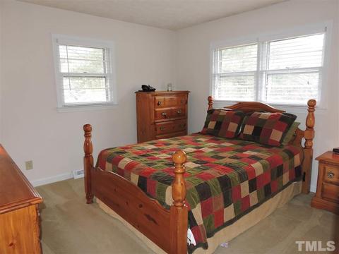 1104 Ridge Rd, Roxboro, NC 27573 photo 8