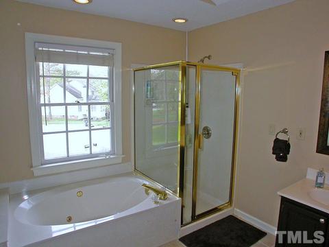 103 Densbury Ct, Durham, NC 27713 photo 18