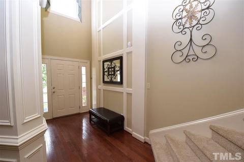 1704 Eagle Lodge Ln, Durham, NC 27703 photo 4