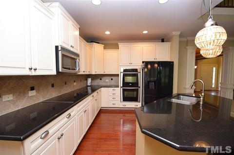 1704 Eagle Lodge Ln, Durham, NC 27703 photo 8