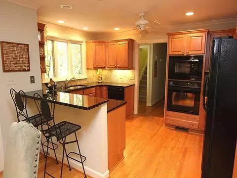 10317 Whitestone Rd, Raleigh, NC 27615 photo 5